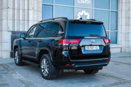 Toyota, Land Cruiser