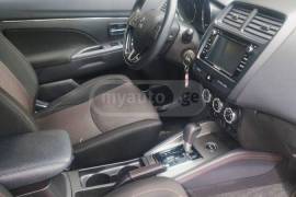 Mitsubishi, Outlander