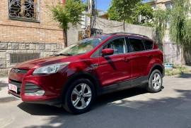 Ford, Escape
