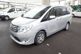 Nissan, Serena