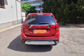 Mitsubishi, Outlander