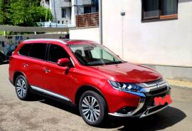 Mitsubishi, Outlander