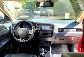 Mitsubishi, Outlander