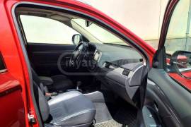 Mitsubishi, Outlander