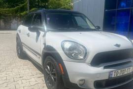 MINI, COUNTRYMAN