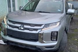 Mitsubishi, Outlander