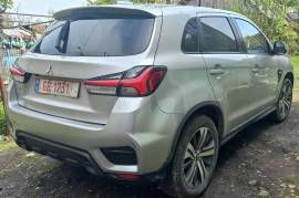 Mitsubishi, Outlander