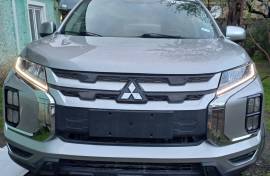 Mitsubishi, Outlander