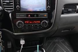 Mitsubishi, Outlander