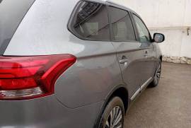 Mitsubishi, Outlander