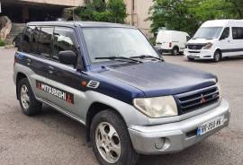 Mitsubishi, Pajero IO