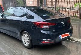 Hyundai, Elantra