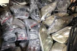 ავტონაწილები, ფარები და ნათურები, უკანა ფარები, TOYOTA 