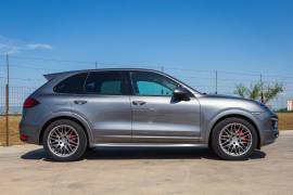 Porsche, Cayenne