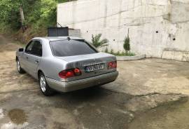 Mercedes-Benz, E CLASS, E 220