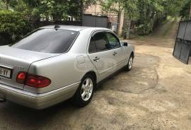 Mercedes-Benz, E CLASS, E 220