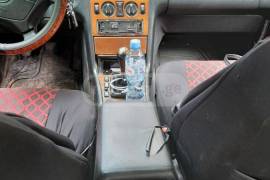 Mercedes-Benz, E CLASS, E 220