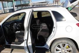 Mitsubishi, Outlander