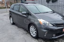 Toyota, Prius V