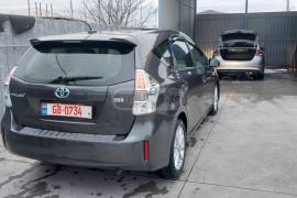 Toyota, Prius V