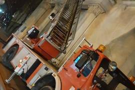 ამწე კალათის გაქირავება