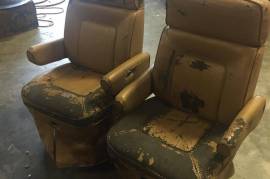 მანქანის ინტერიერის სრული აღდგენა