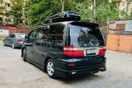 Toyota, ALPHARD