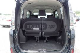 Toyota, Voxy