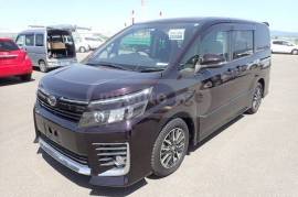 Toyota, Voxy