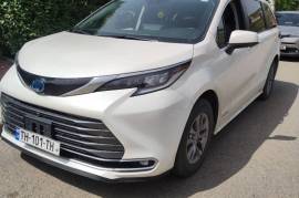 Toyota, Sienna