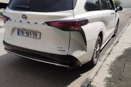 Toyota, Sienna
