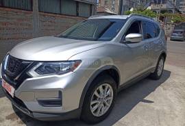 Nissan, Rogue