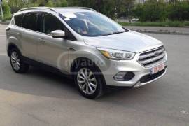 Ford, Escape