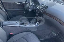 Mercedes-Benz, E CLASS, E 220