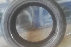 MERCEDES-BENZ , ავტონაწილები, დისკები და საბურავები, საბურავები