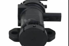 ავტონაწილები, ძრავი, მისი ნაწილები, სარქველი, BMW 