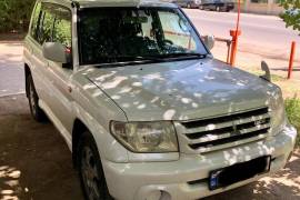 Mitsubishi, Pajero IO