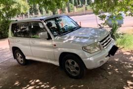 Mitsubishi, Pajero IO