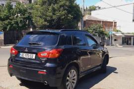 Mitsubishi, Outlander