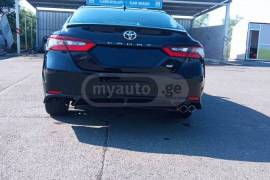 Toyota, Camry