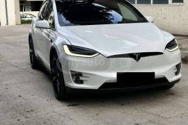 Tesla, Model X