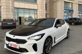 Kia, Stinger