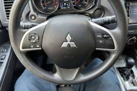Mitsubishi, Outlander