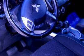 Mitsubishi, Outlander