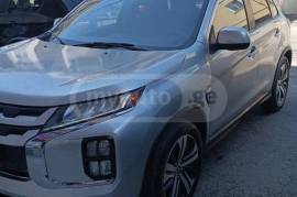 Mitsubishi, Outlander