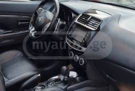 Mitsubishi, Outlander