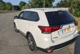 Mitsubishi, Outlander