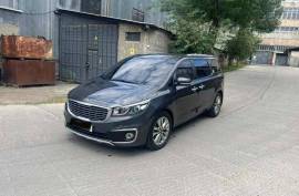 Kia, Carnival