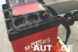 Автозапчасти, Оборудование, Автомобильный подъемник