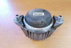 Autoparts, Engine & Engine Parts, Engine Pad, MERCEDES-BENZ 
